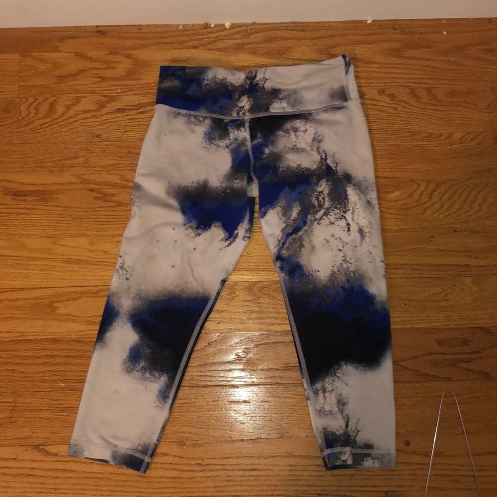 Lululemon capris